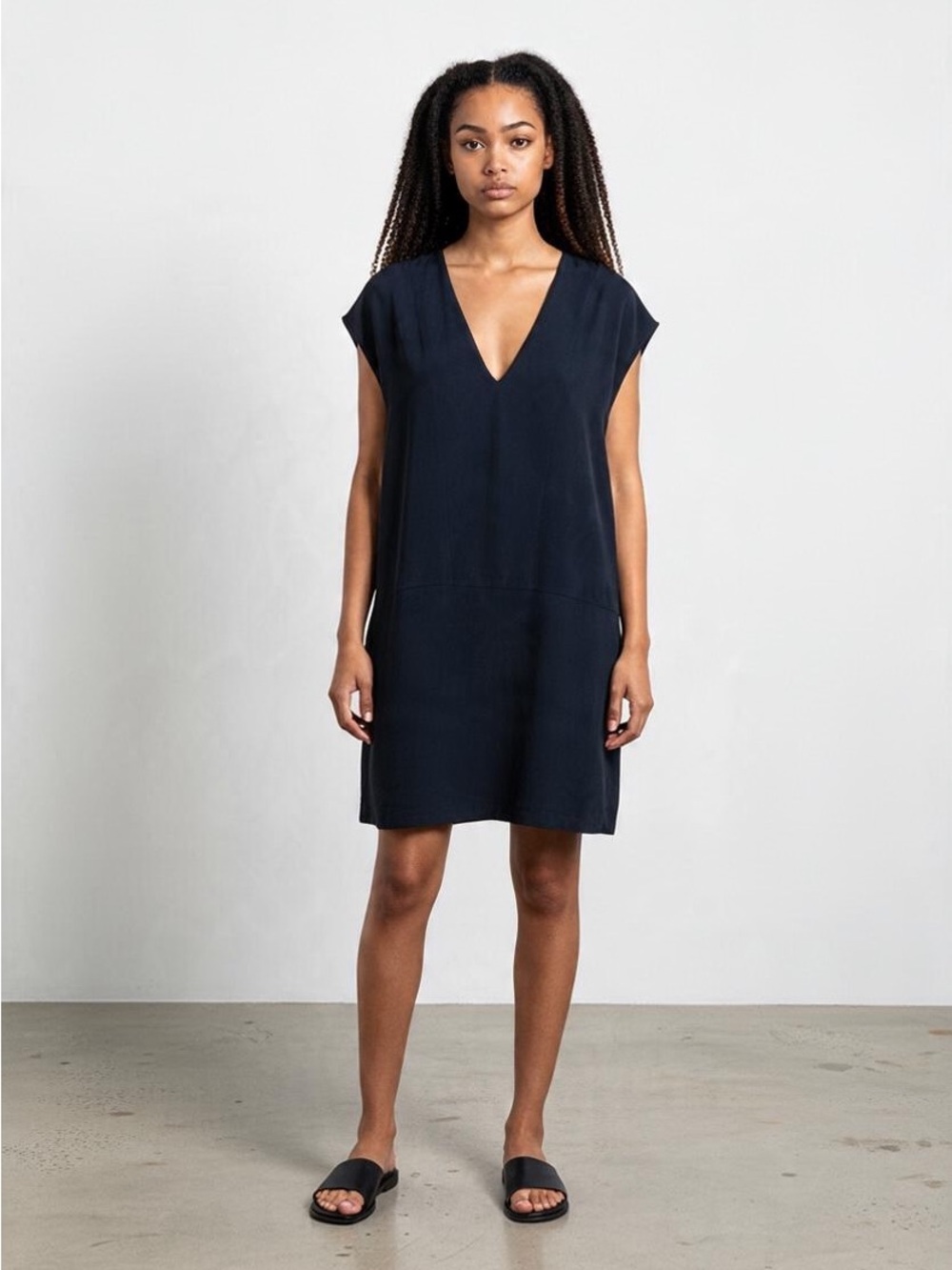 Everlane Women’s Dark Navy V Neck Crepe Shift Mini Dress Size 14